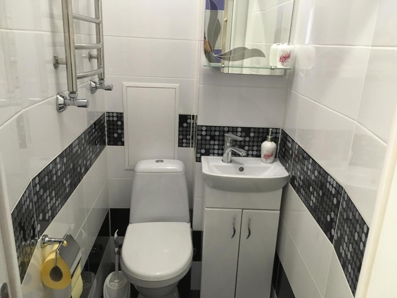 Romantik Eko Apartment Lviv Luaran gambar